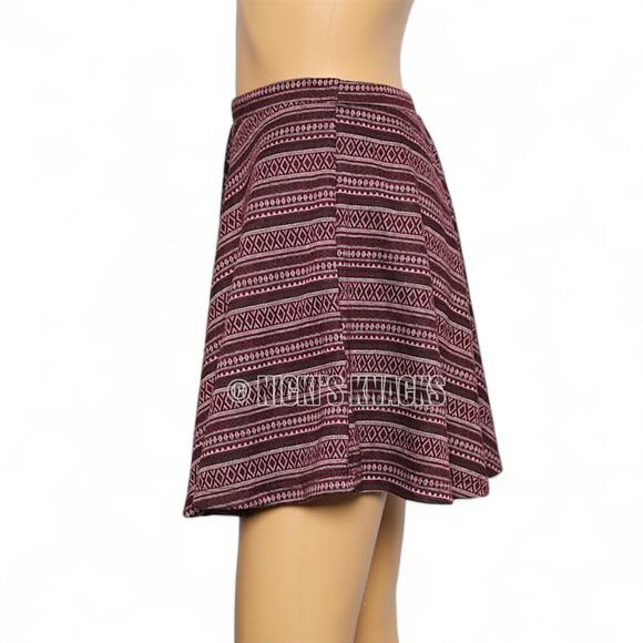 Burgundy Tribal Chevron Flare Mini Skirt Pull On Soft Knit Y2K Festival Size S - Picture 4 of 9